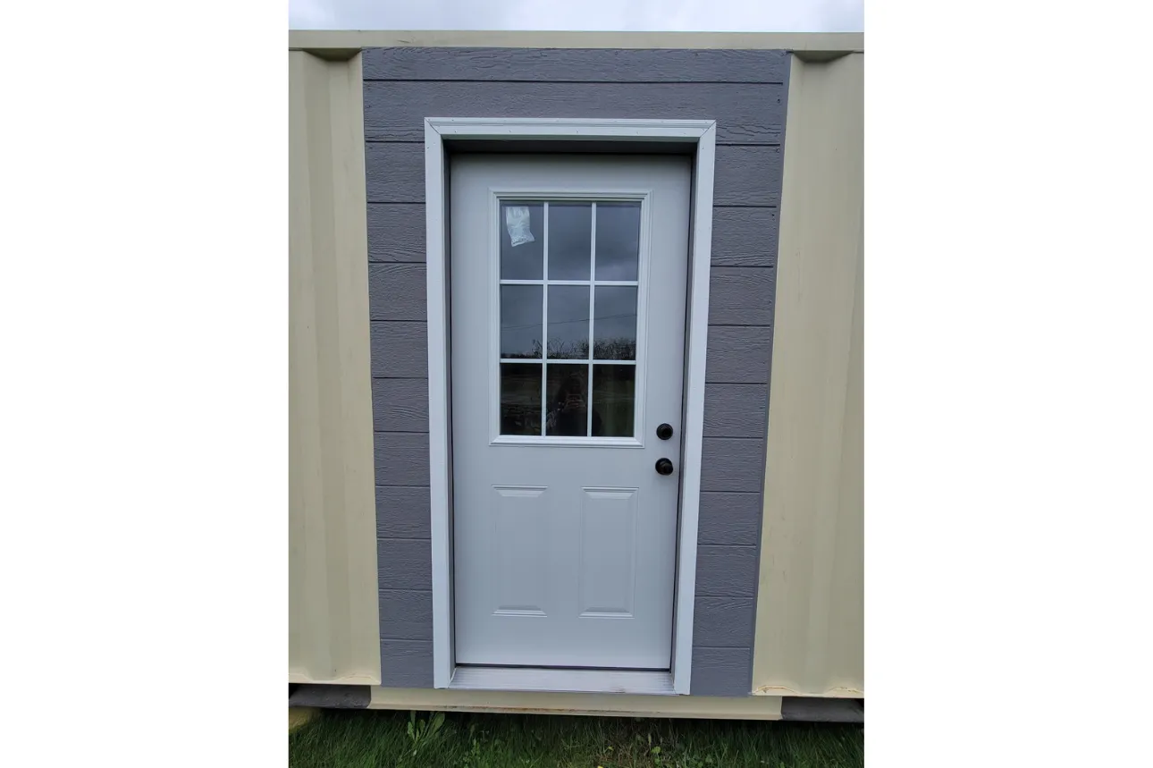 20ft Standard 1 Trip Modified Shipping Container With Man Door (20MOD1TRIP) — photo 2 of 4