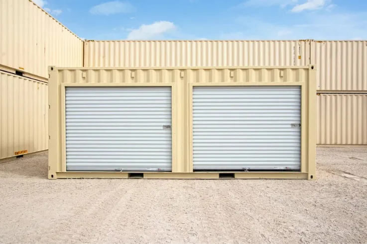 20ft Roll-Up Door Storage Unit (20STRU) — photo 2 of 4