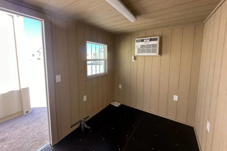 20ft Mobile Office Shipping Container with Storage (20STMOS) — photo 3 of 6