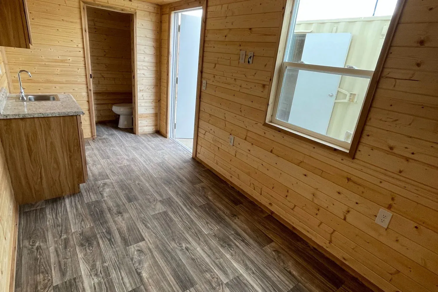 20ft Retreat Cabin Shipping Container (20STRCBN) — photo 4 of 8