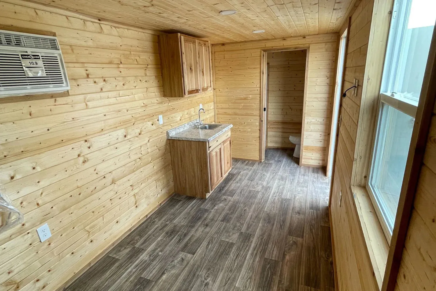 20ft Retreat Cabin Shipping Container (20STRCBN) — photo 7 of 8