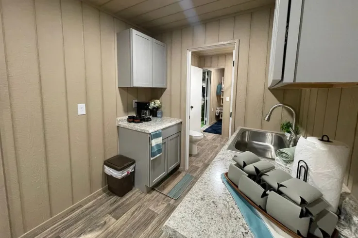 40ft Bunkhouse Cabin Shipping Container (40HCBH) — photo 4 of 10
