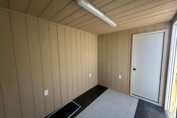 40ft Mobile Office Shipping Container with Storage (10/30) (40HCMOS1030) — photo 6 of 9
