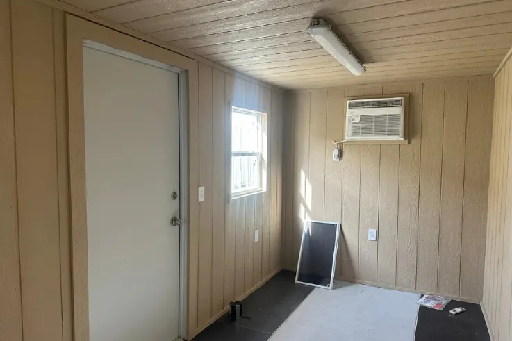 40ft Mobile Office Shipping Container with Storage (18/22) (40HCMOS1822) — photo 5 of 8