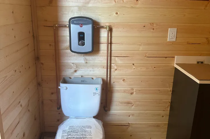 53ft Retreat Cabin Shipping Container (53HCRCBN) — photo 12 of 13