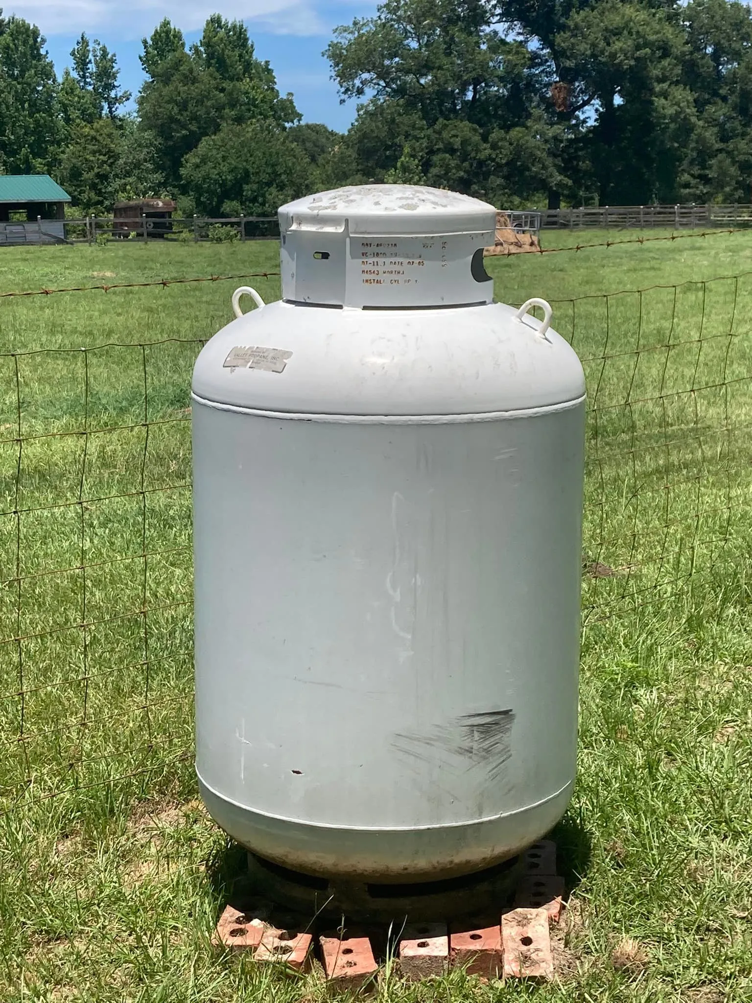 120 Gallon Propane Tanks ASME & DOT — photo 12 of 12