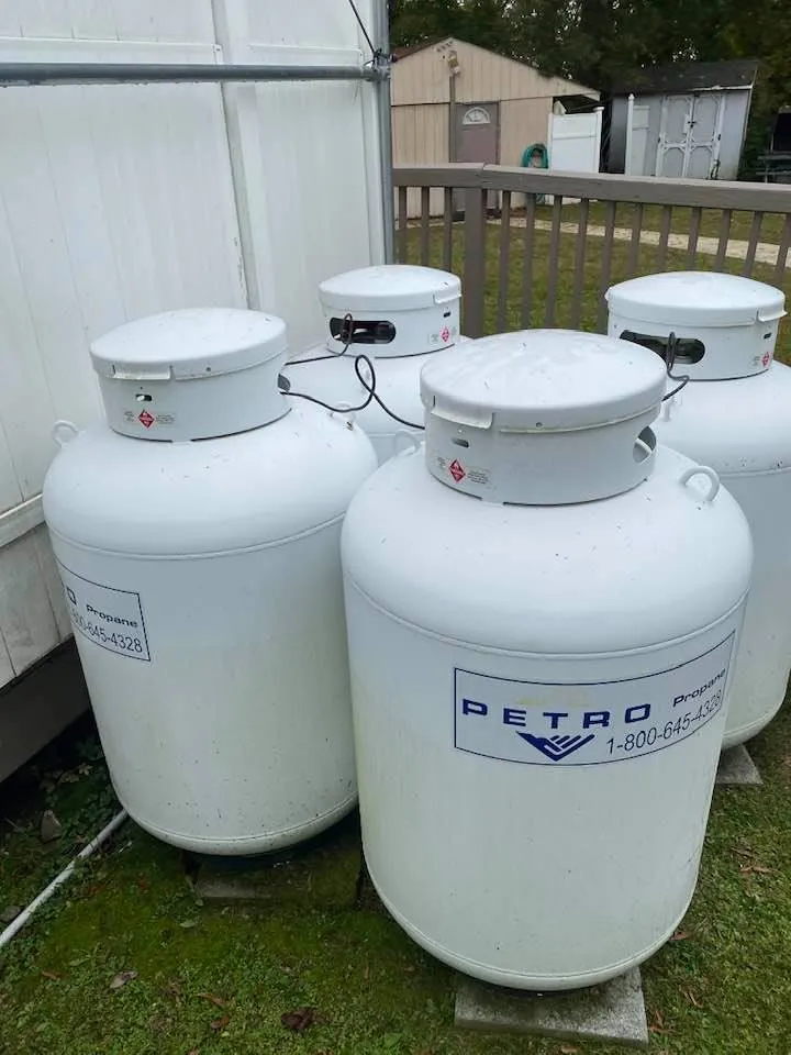 120 Gallon Propane Tanks ASME & DOT — photo 3 of 12