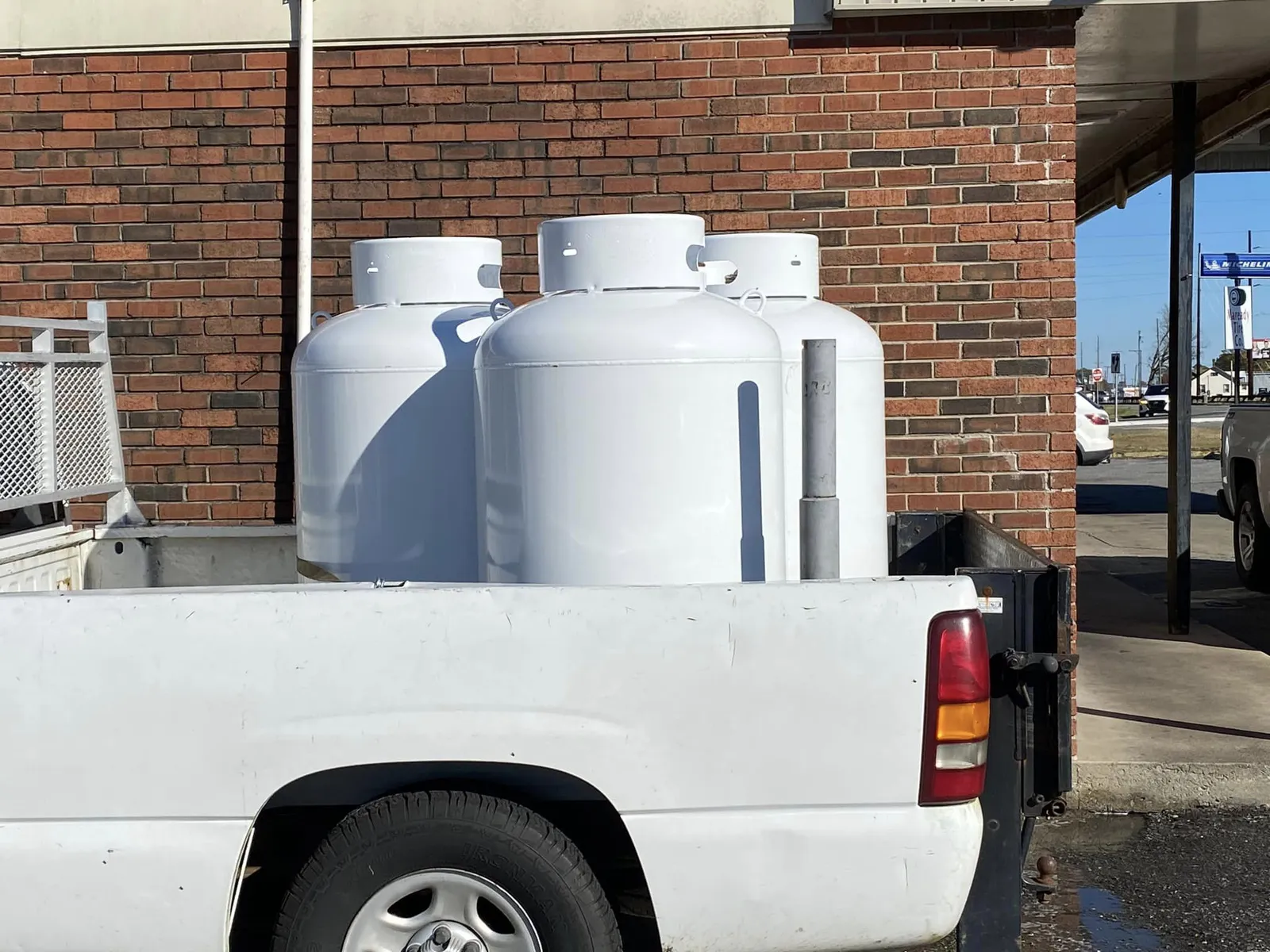 120 Gallon Propane Tanks ASME & DOT — photo 8 of 12