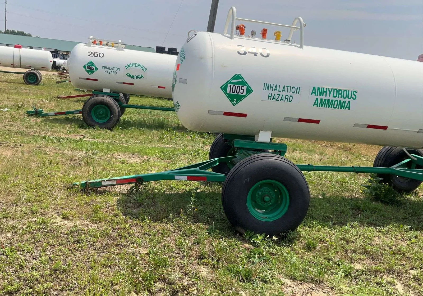 1450 Gallon Nh3 Tanks — photo 10 of 20