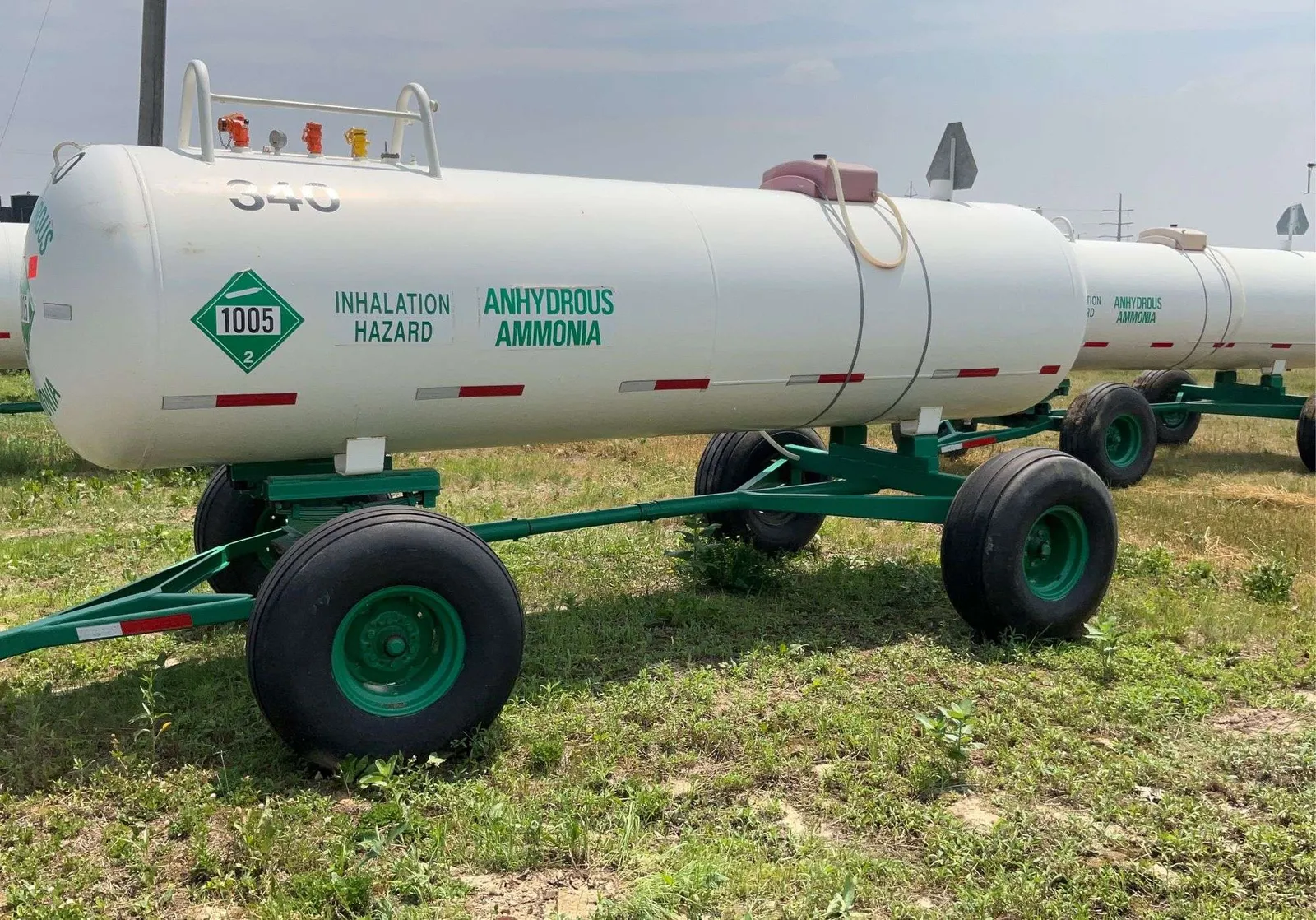 1450 Gallon Nh3 Tanks — photo 5 of 20