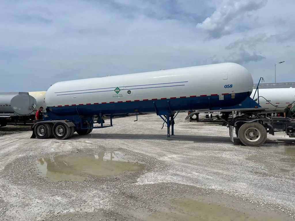 Superior NH3 Transport 10450 Gallon — photo 3 of 11