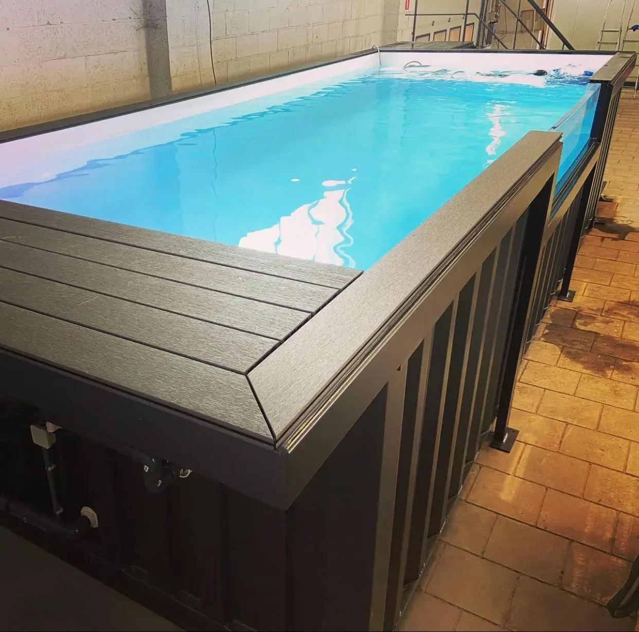 20 ft container pool — photo 2 of 4