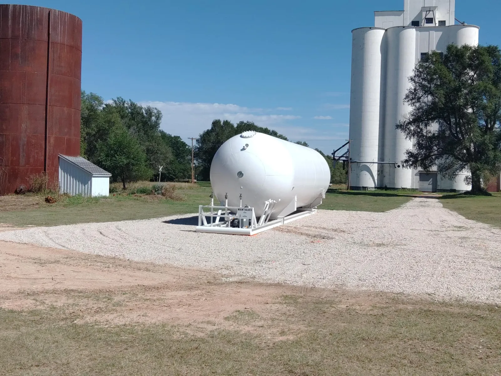 30,000 Gallon ASME Propane Skid Tank — photo 9 of 32