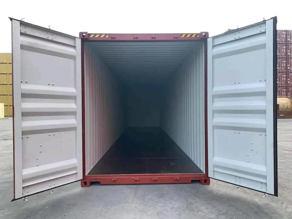 40ft Shipping Container Storage — photo 11 of 22