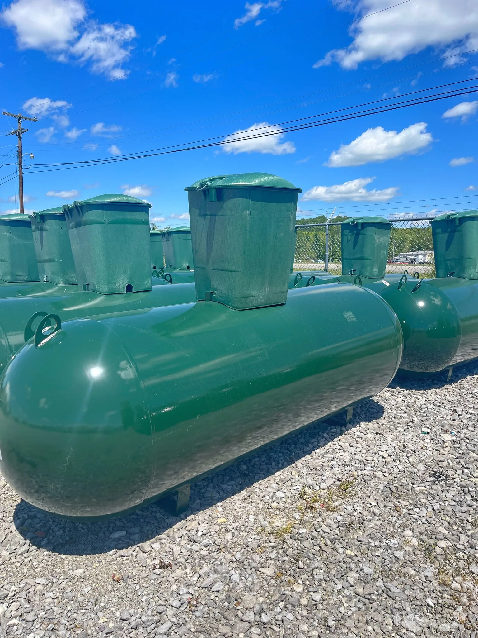 500 Gallon Underground Propane Tank, New & Certified — photo 2 of 11