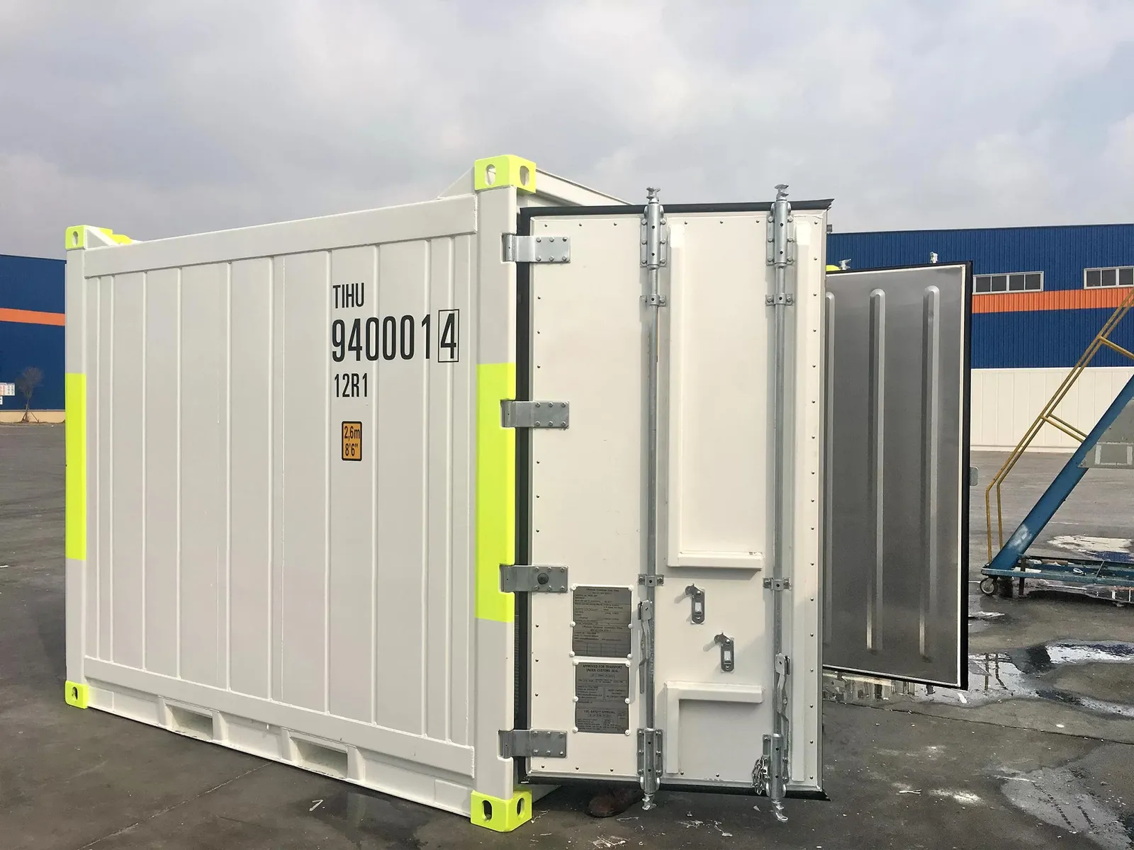 10ft DNV Refrigerated Offshore Containers 2.7-1 Certified Reefer Units — photo 4 of 9
