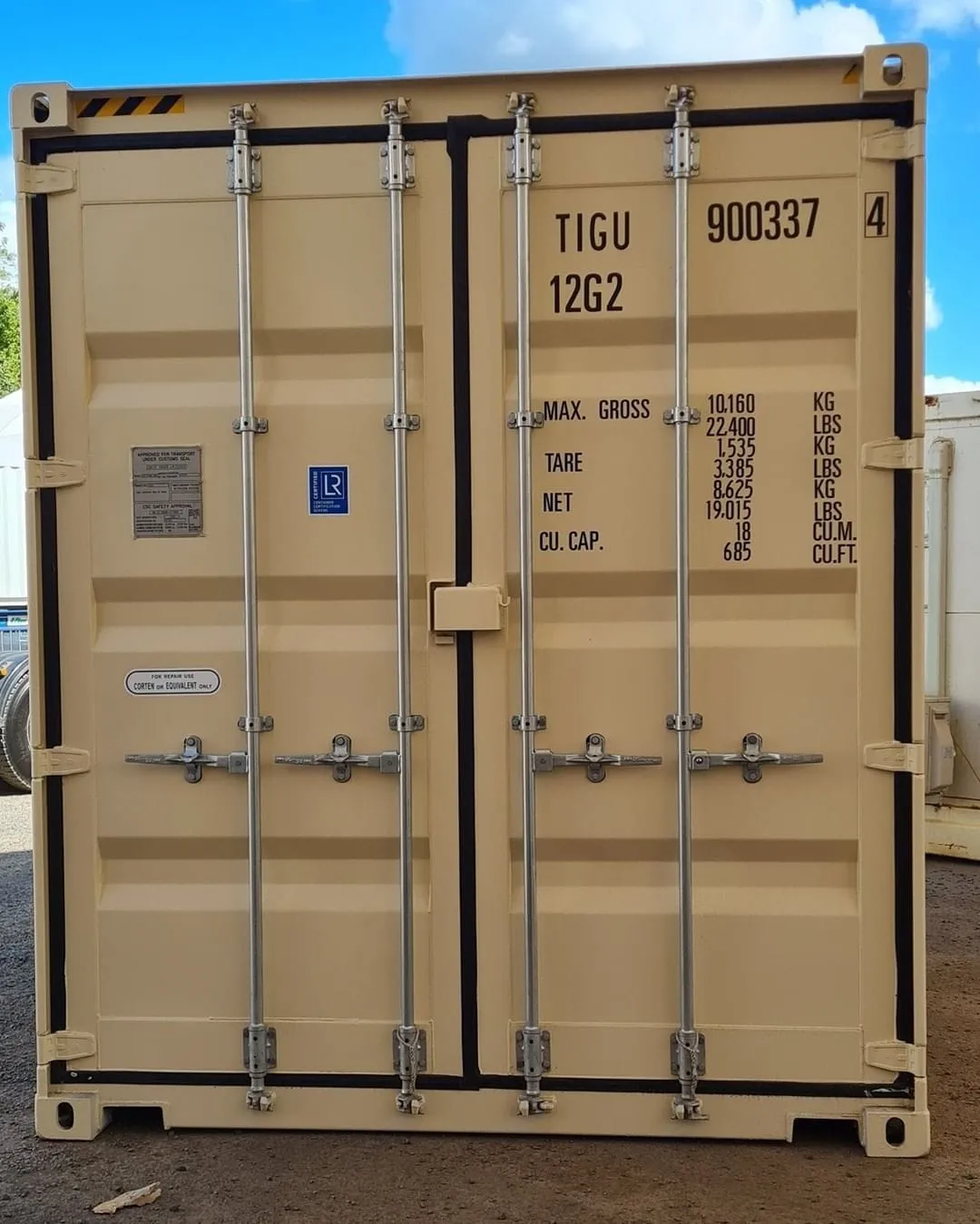 10ft High Cube Shipping Container — photo 2 of 11