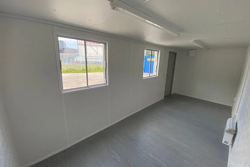 20ft Site Office Container — photo 7 of 8