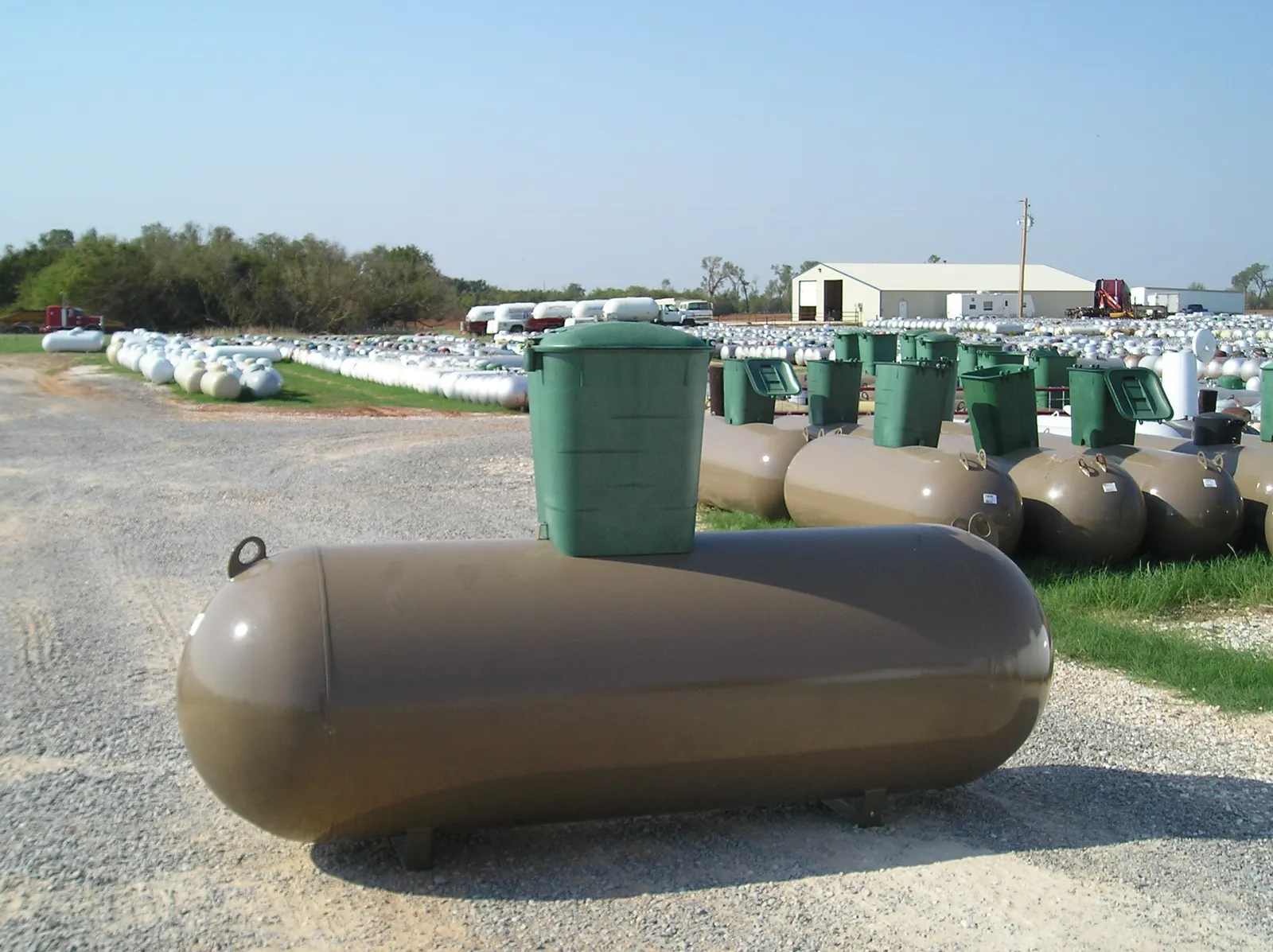 250 Gallon Underground Propane Tanks ASME & DOT — photo 3 of 4