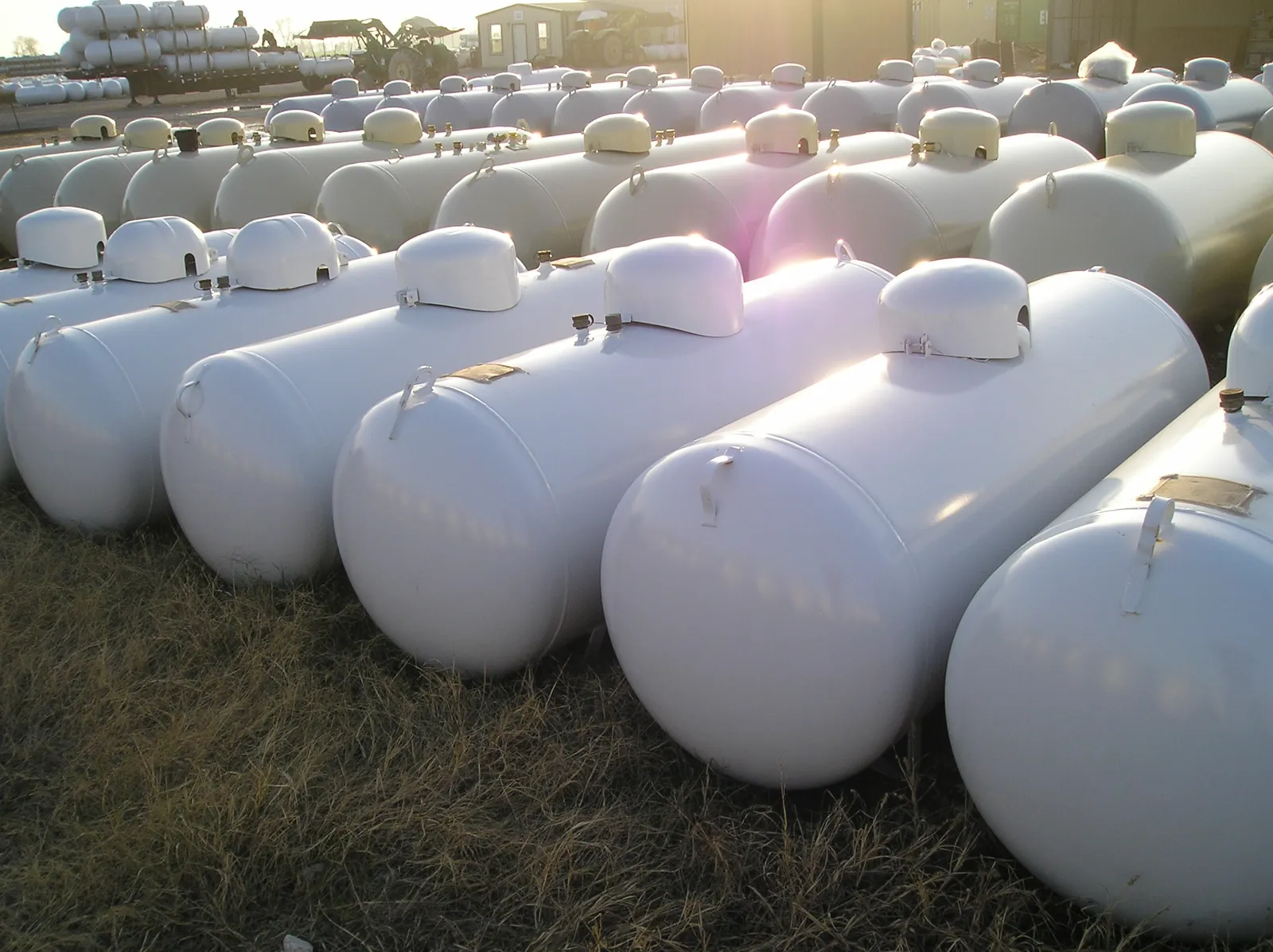 500 Gallon Above Ground Propane Tank, New & Certified — photo 5 of 18