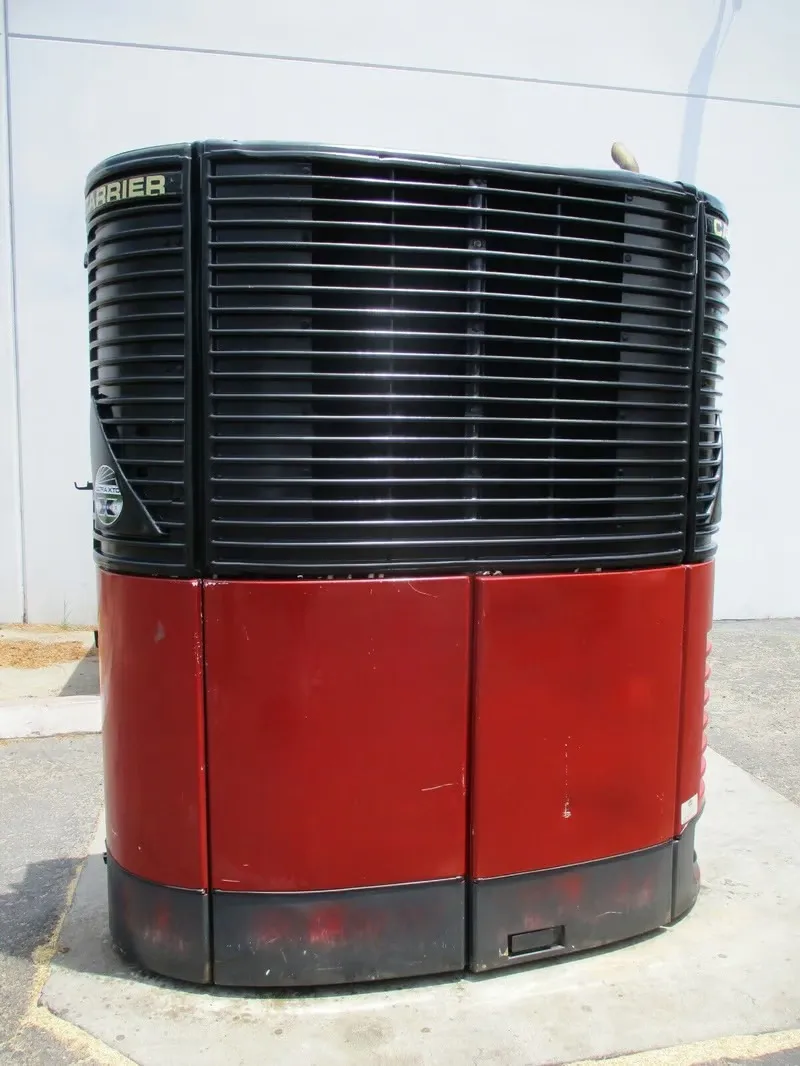 Carrier Ultra XTC Trailer Refrigeration Units — photo 3 of 11