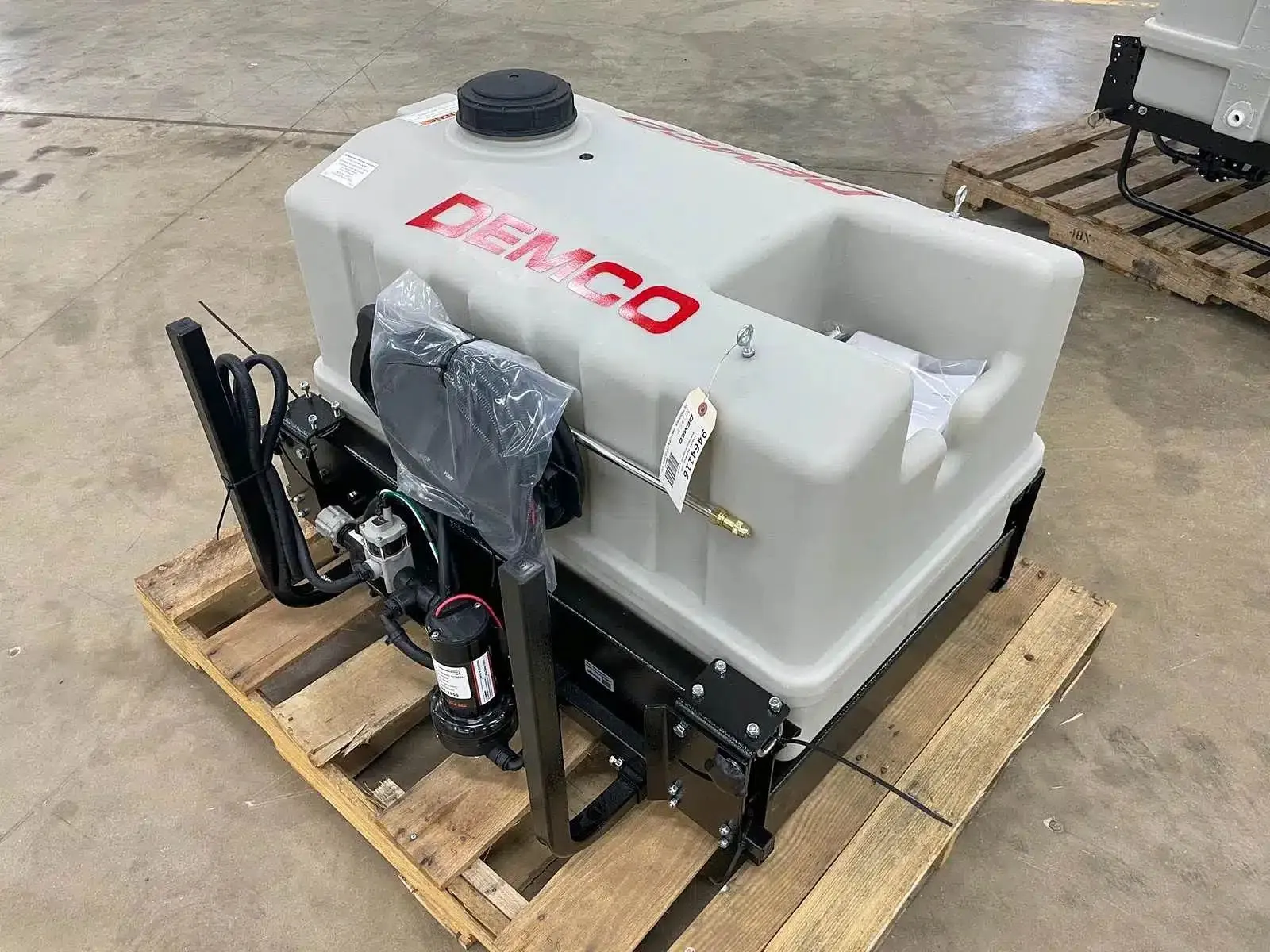 Demco Pro 60 UTV — photo 3 of 9
