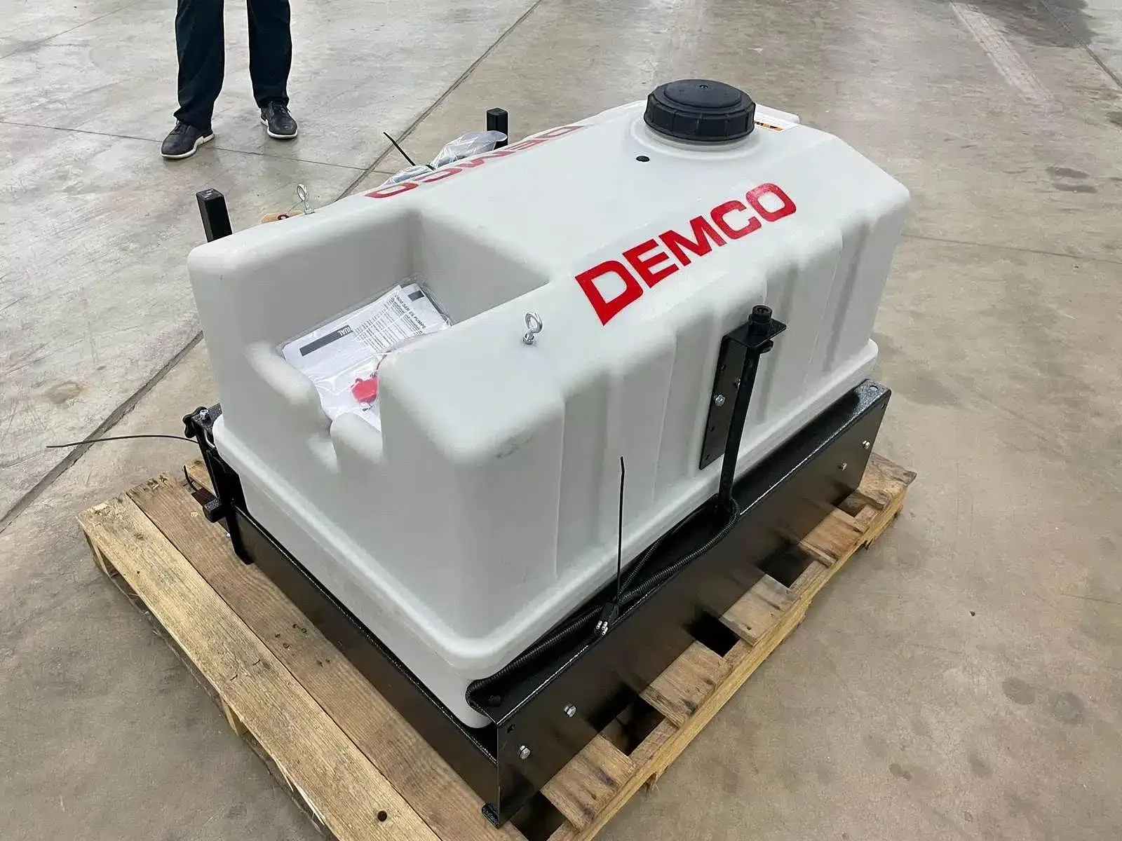 Demco Pro 60 UTV — photo 4 of 9