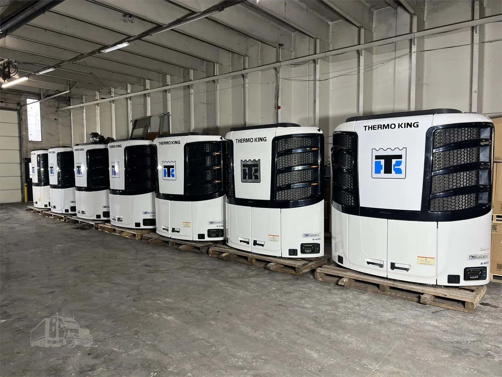 Thermo King Precedent S-700 Trailer Refrigeration System — photo 6 of 17