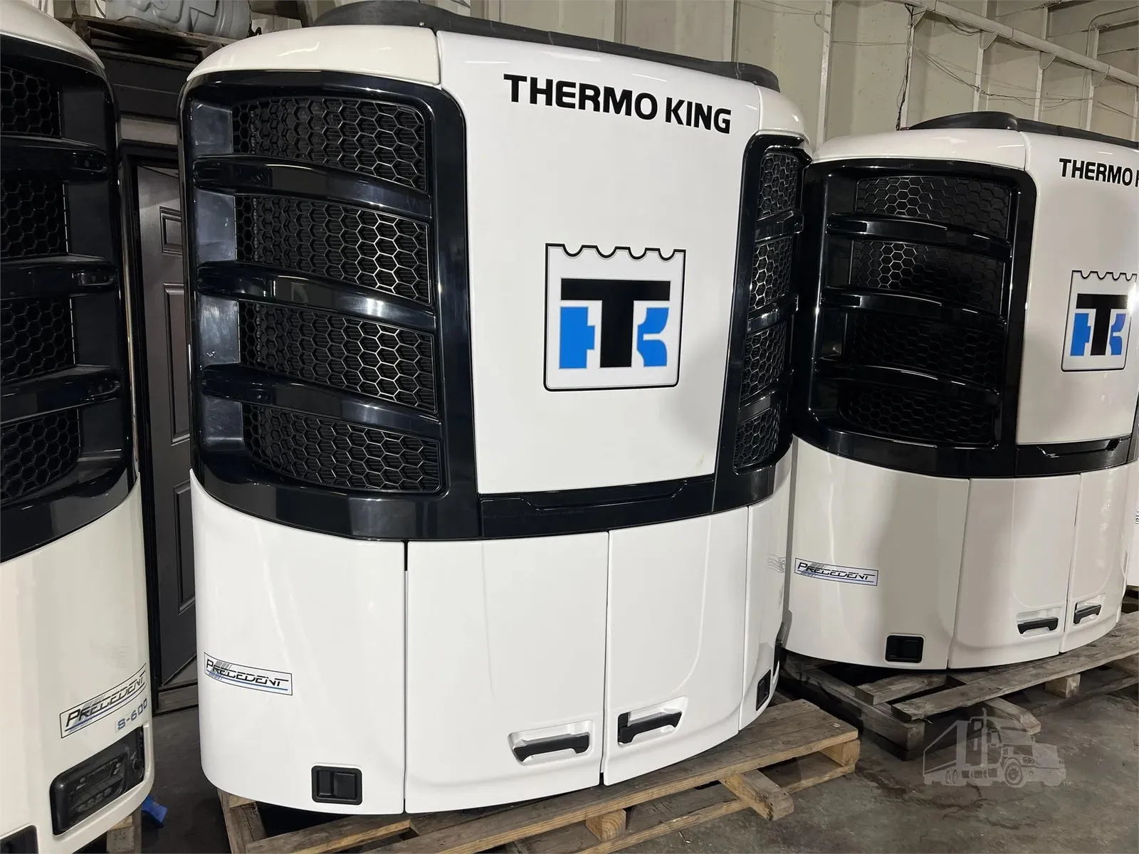 Thermo King Precedent S-700 Trailer Refrigeration System — photo 8 of 17