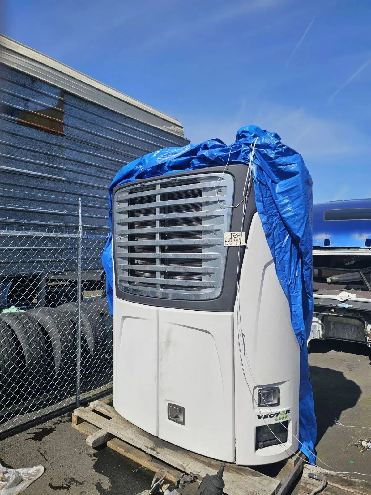 Vector 8500 Trailer Refrigeration Units — photo 2 of 6