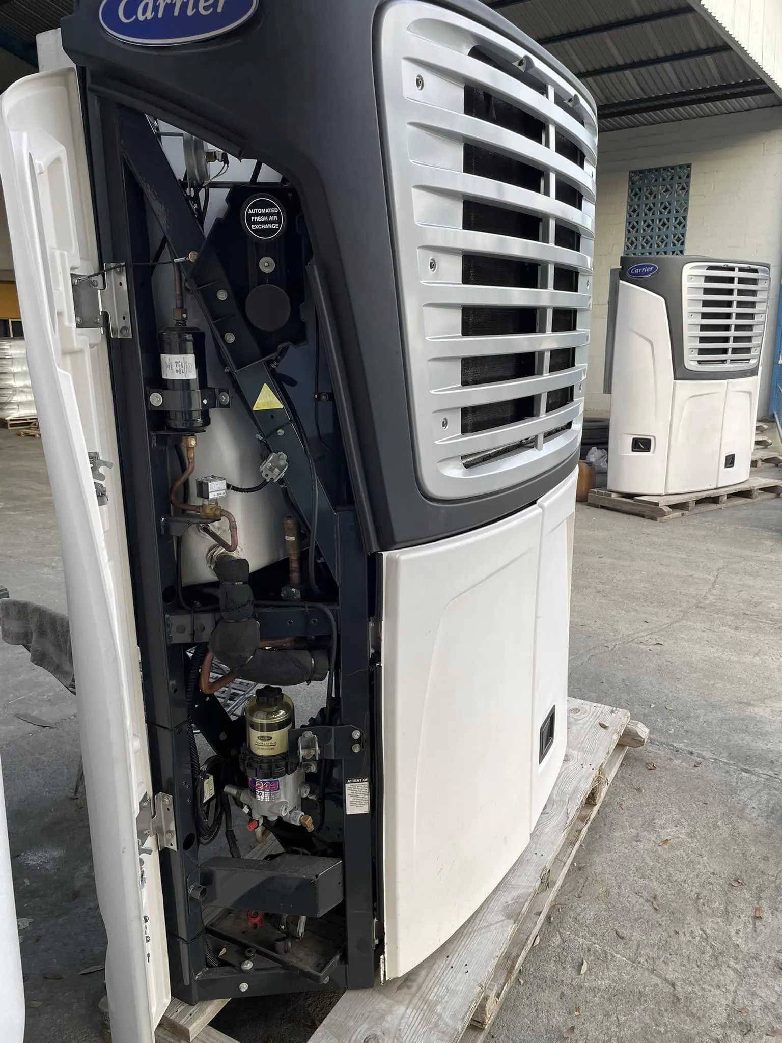 X2 2500R Refrigeration Units — photo 2 of 8