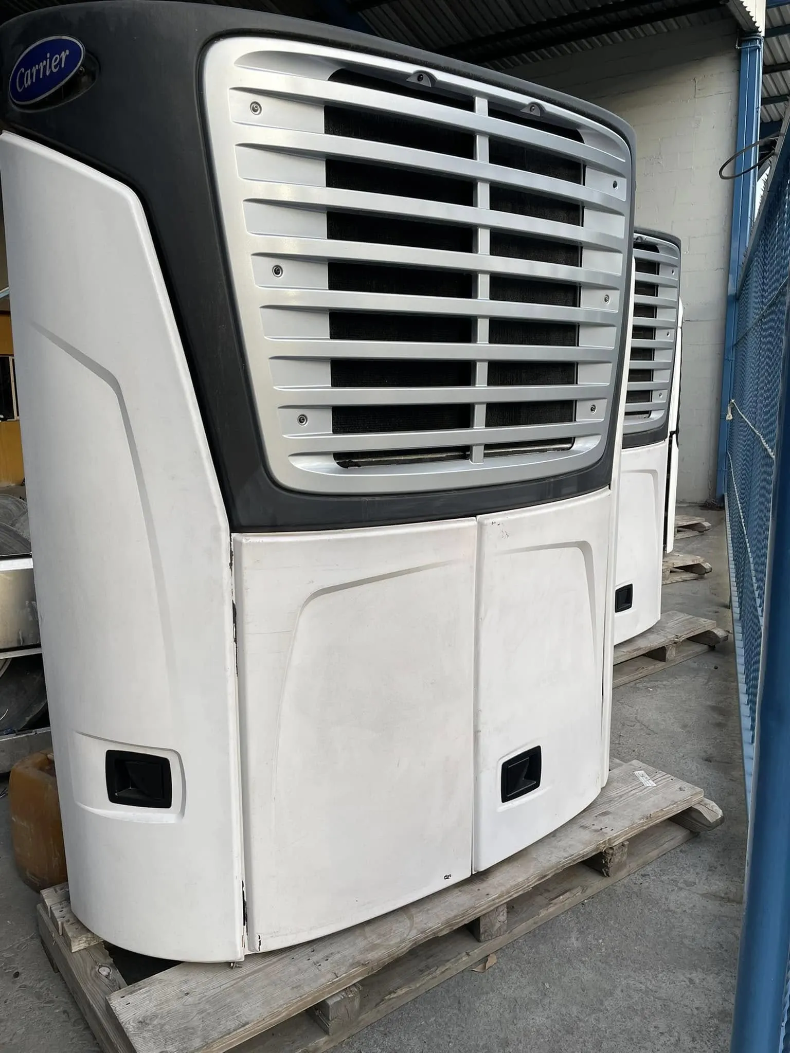 X2 2500R Refrigeration Units — photo 4 of 8