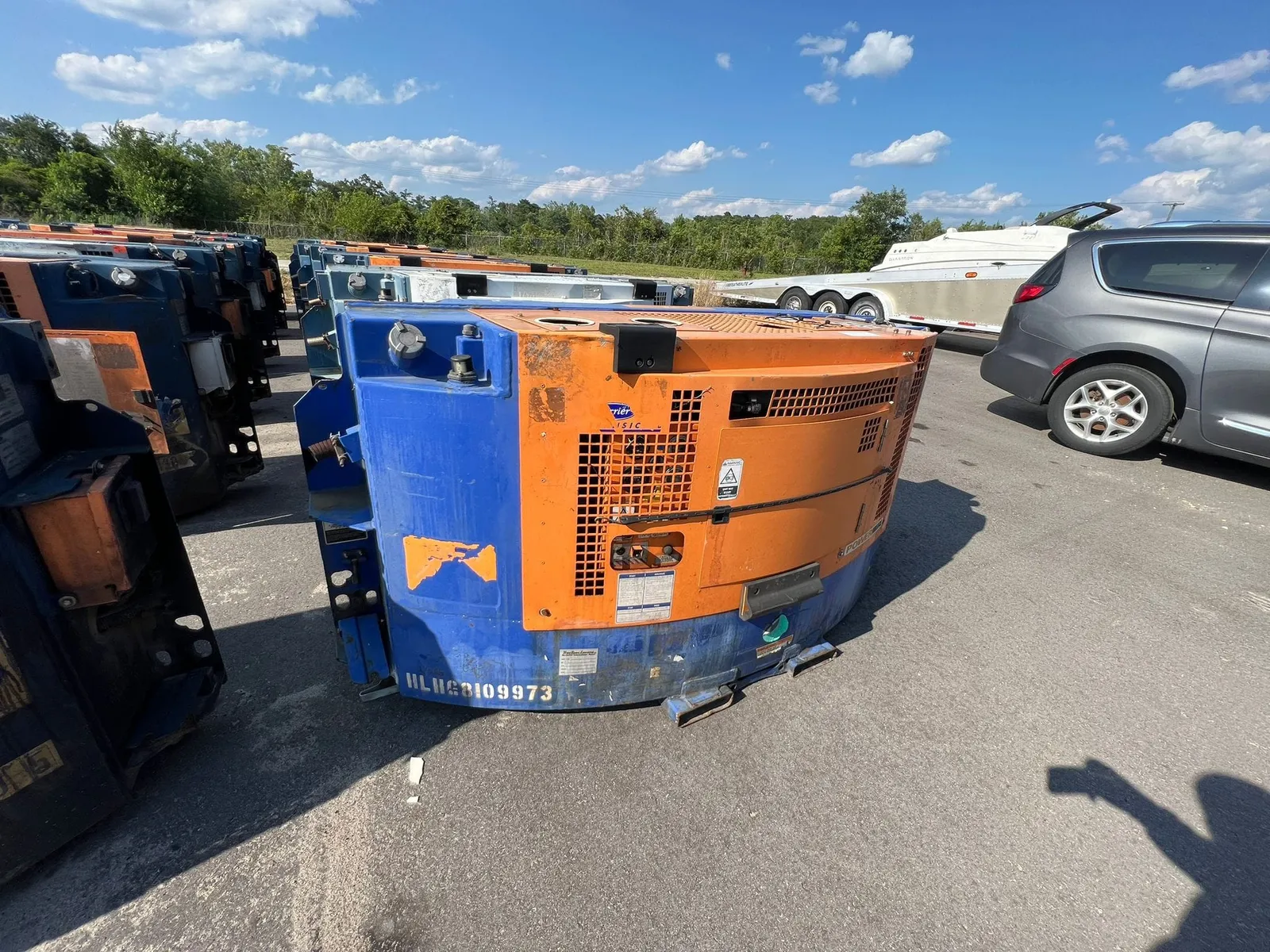 Carrier Clip-On GenSet 69RG15-120W-24 EPA Tier 4: Series 24 (2022 – 2024 Units) — photo 11 of 26
