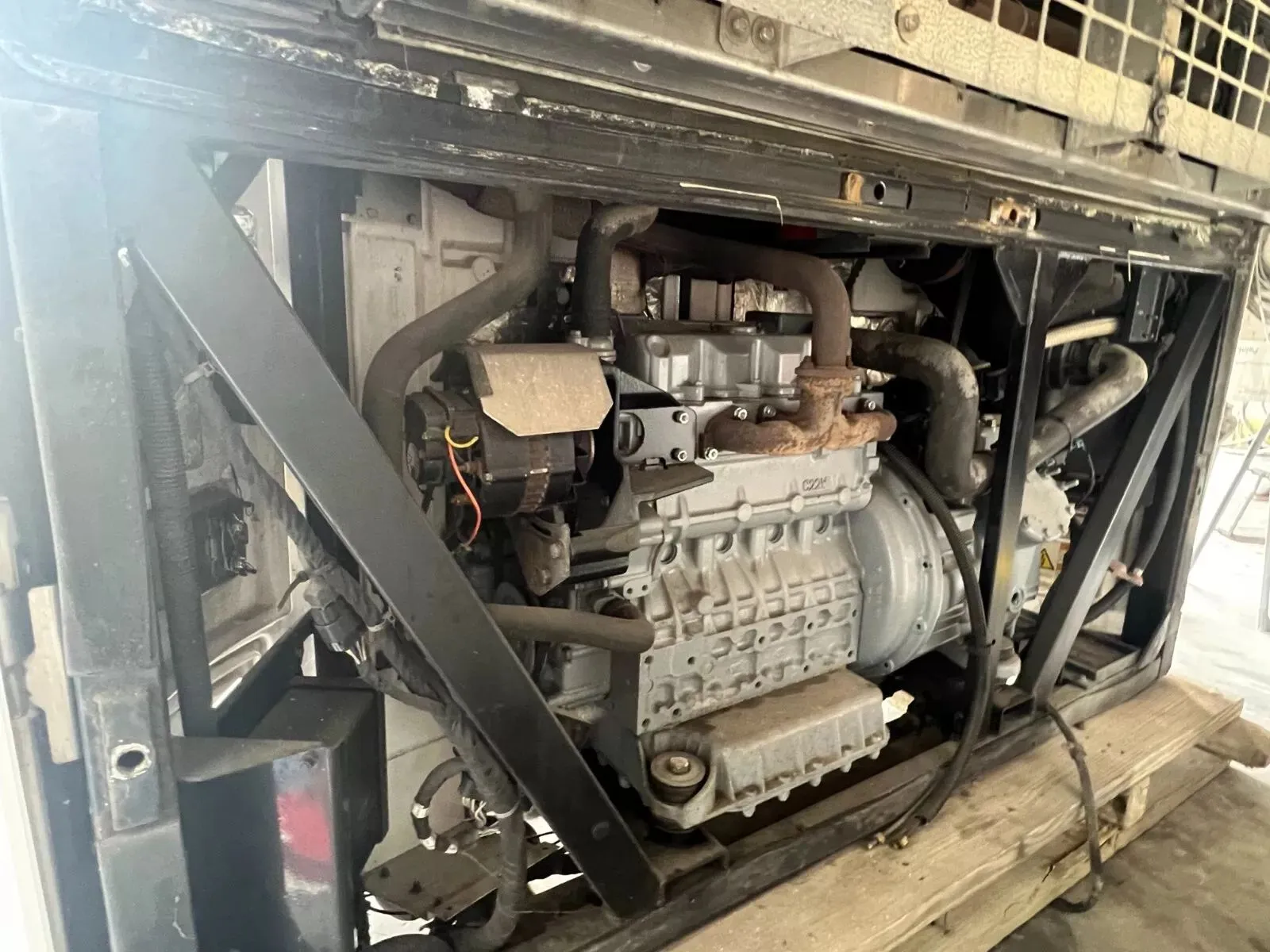 X4 7300 Trailer Refrigeration Units — photo 7 of 8