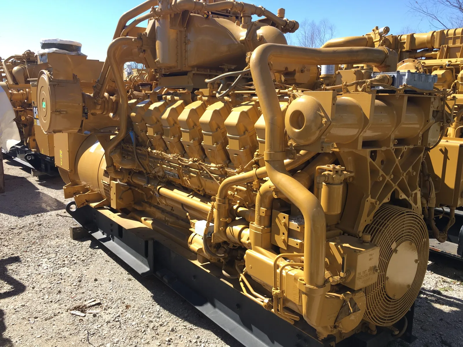 Caterpillar G3516 Natural Gas Generator — photo 4 of 4