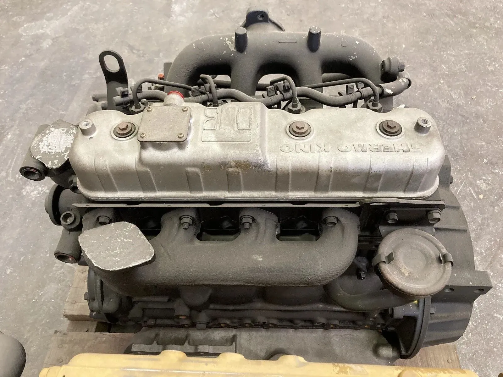 Thermo King Isuzu D201 Engine — photo 7 of 10