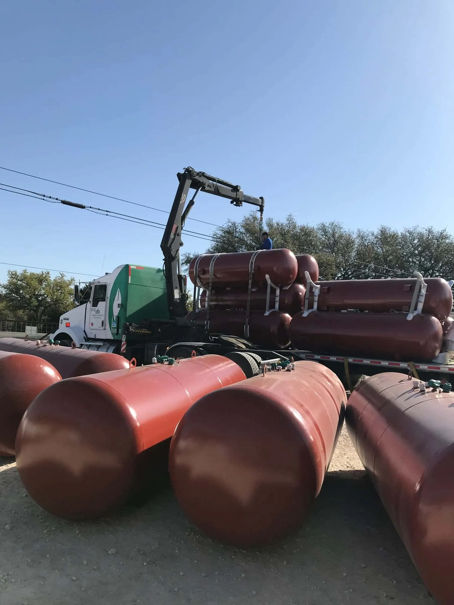 1000 Gallon Propane Tanks ASME & DOT — photo 8 of 12