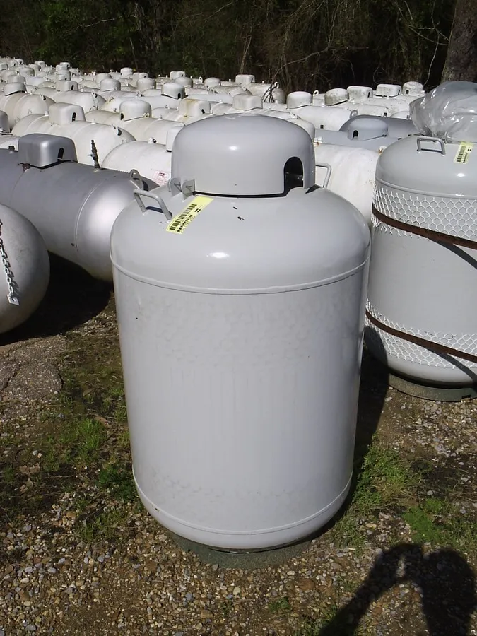 120 Gallon Propane Tanks ASME & DOT — photo 2 of 12