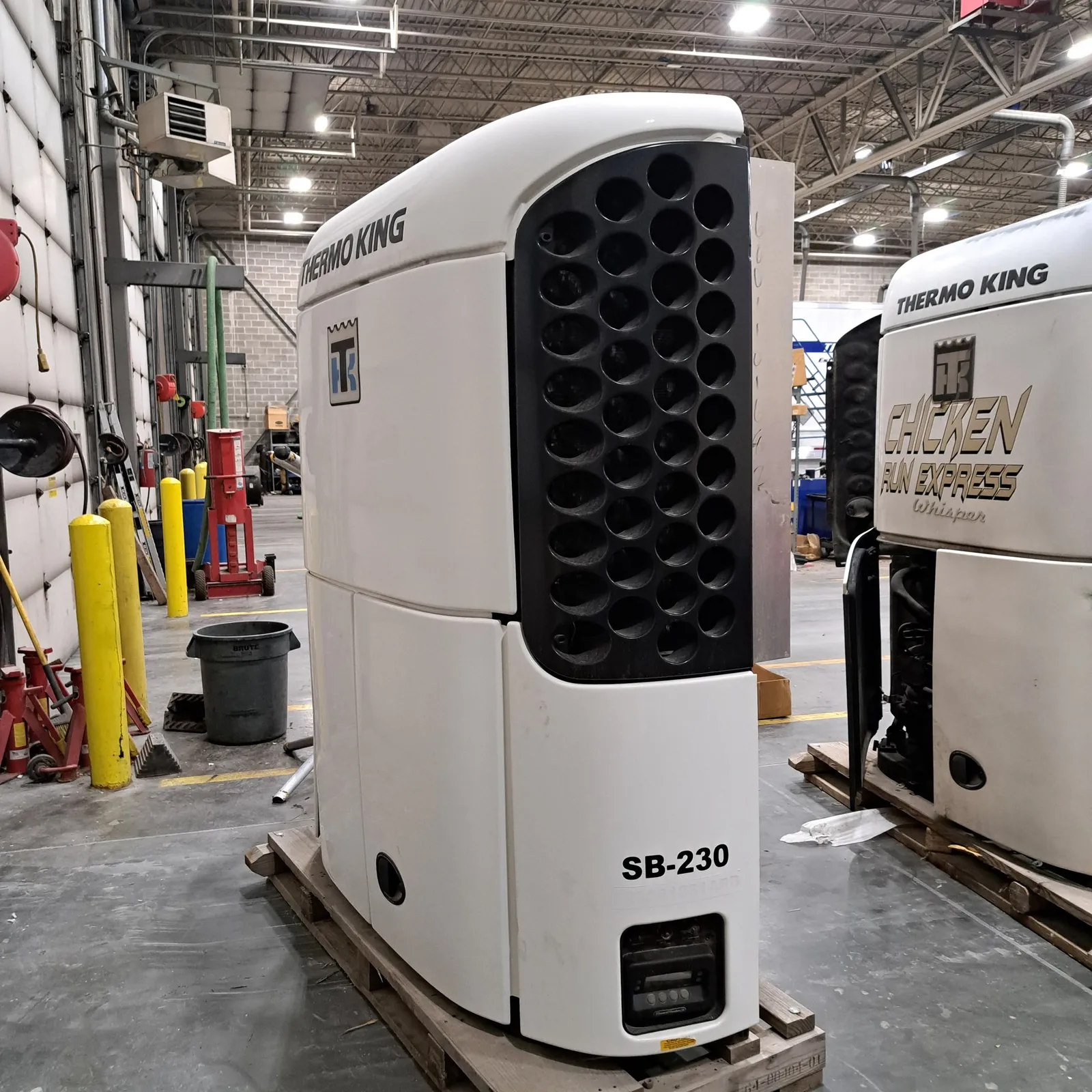 Thermo King SB-230 Trailer Refrigeration System — photo 9 of 18