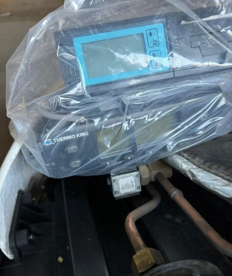 Thermo King T-1200R Spectrum Multi-Temperature Refrigeration Units — photo 9 of 15