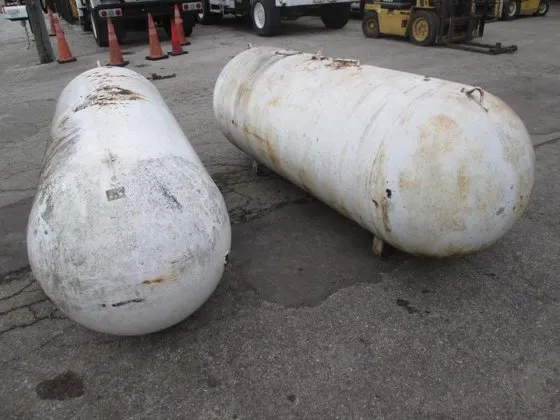 Used 500 Gallon Propane Tank (Scrap/Salvage) — photo 3 of 7