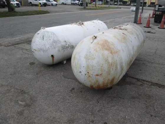 Used 500 Gallon Propane Tank (Scrap/Salvage) — photo 4 of 7