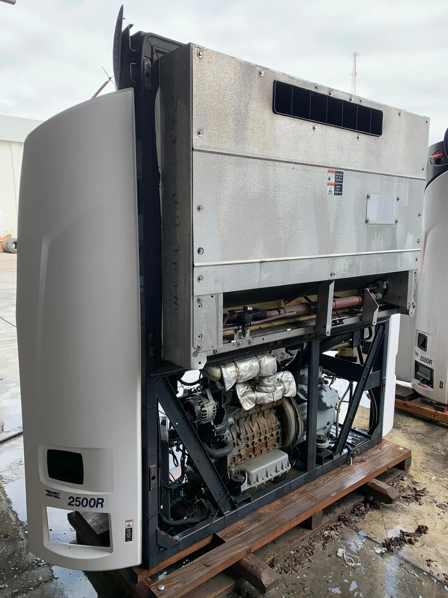 X2 2500R Refrigeration Units — photo 6 of 8